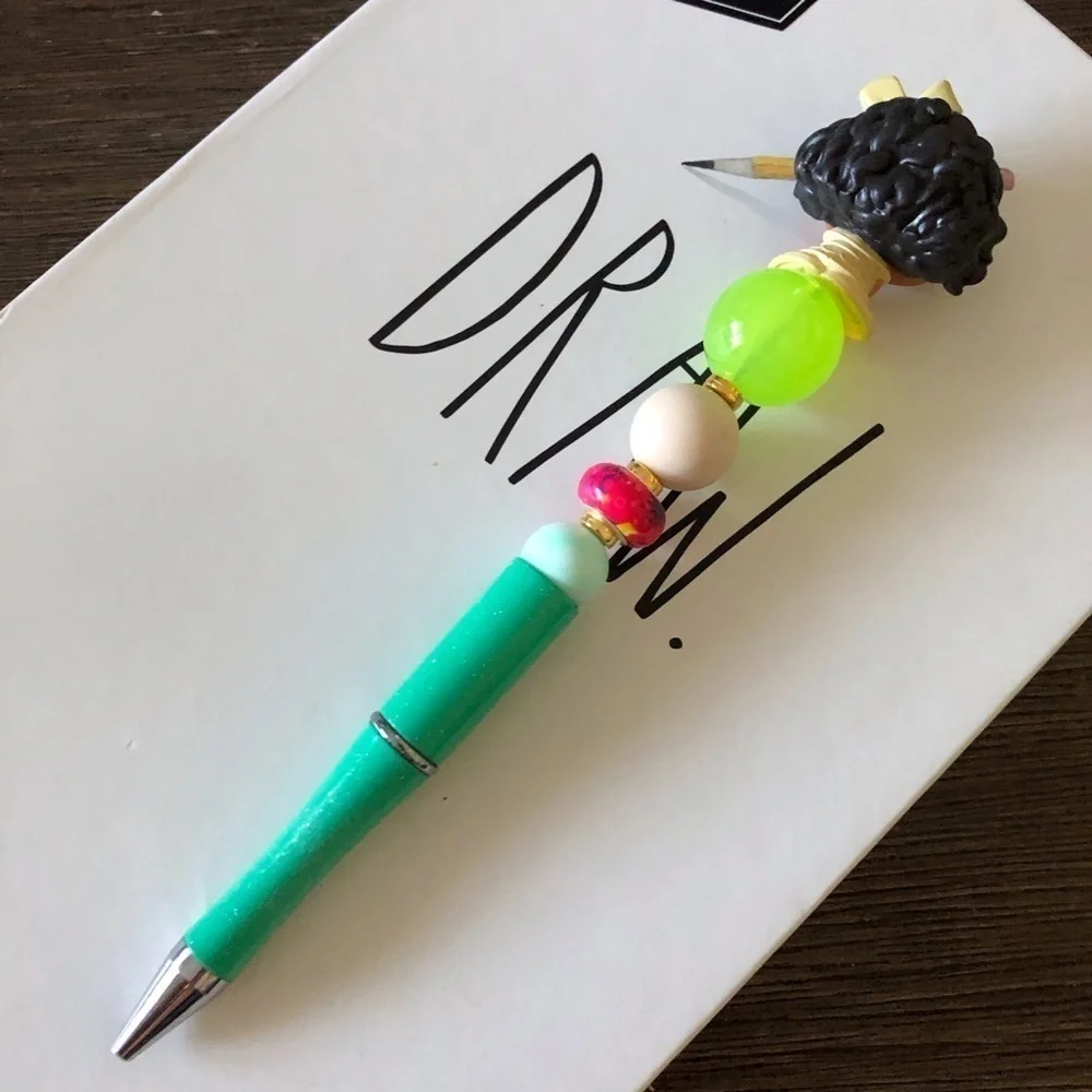 Disney Doorables: Encanto: Nina Mirabel handmade beaded pen
